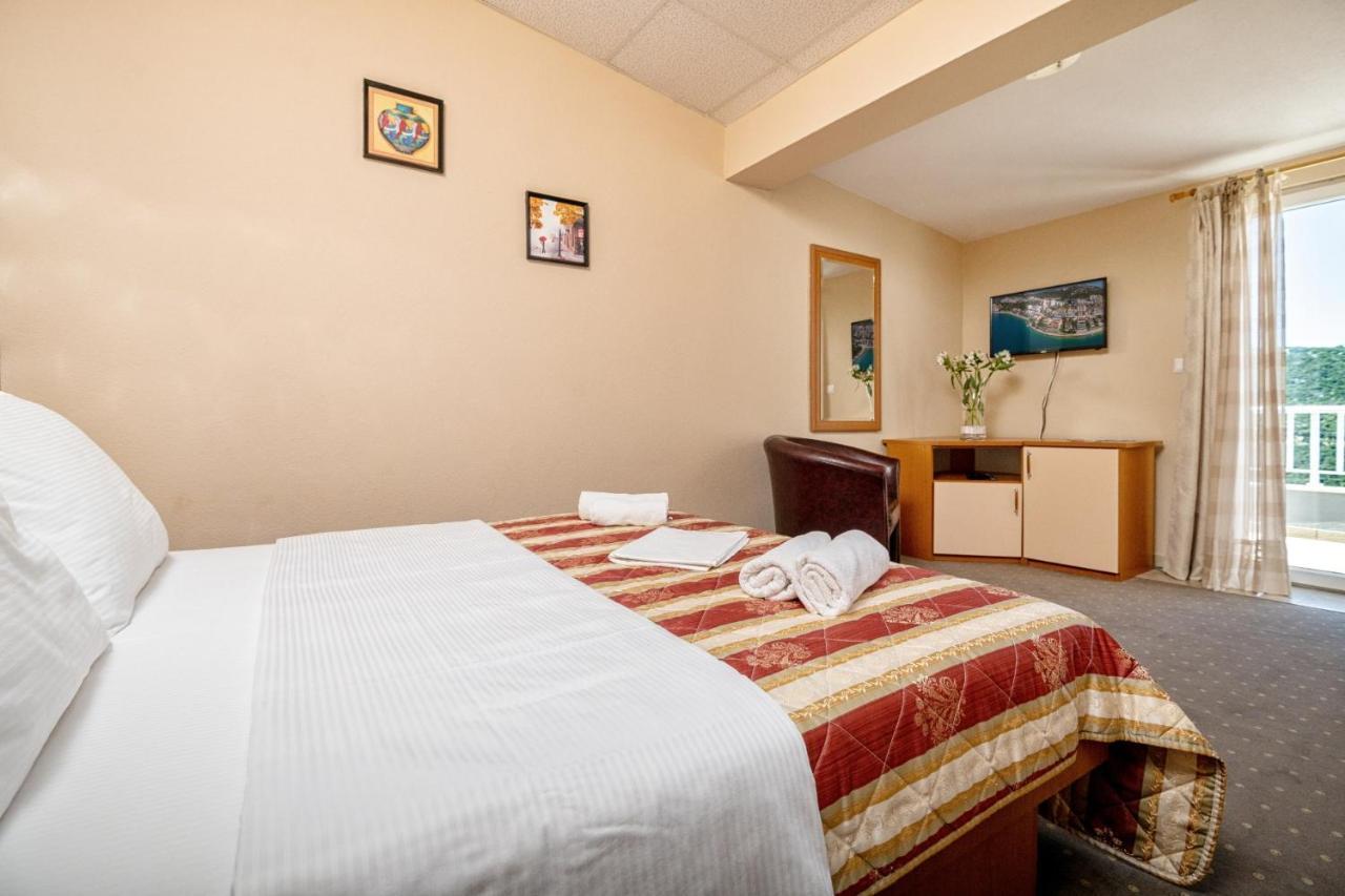 Hotel Luna Neum Εξωτερικό φωτογραφία