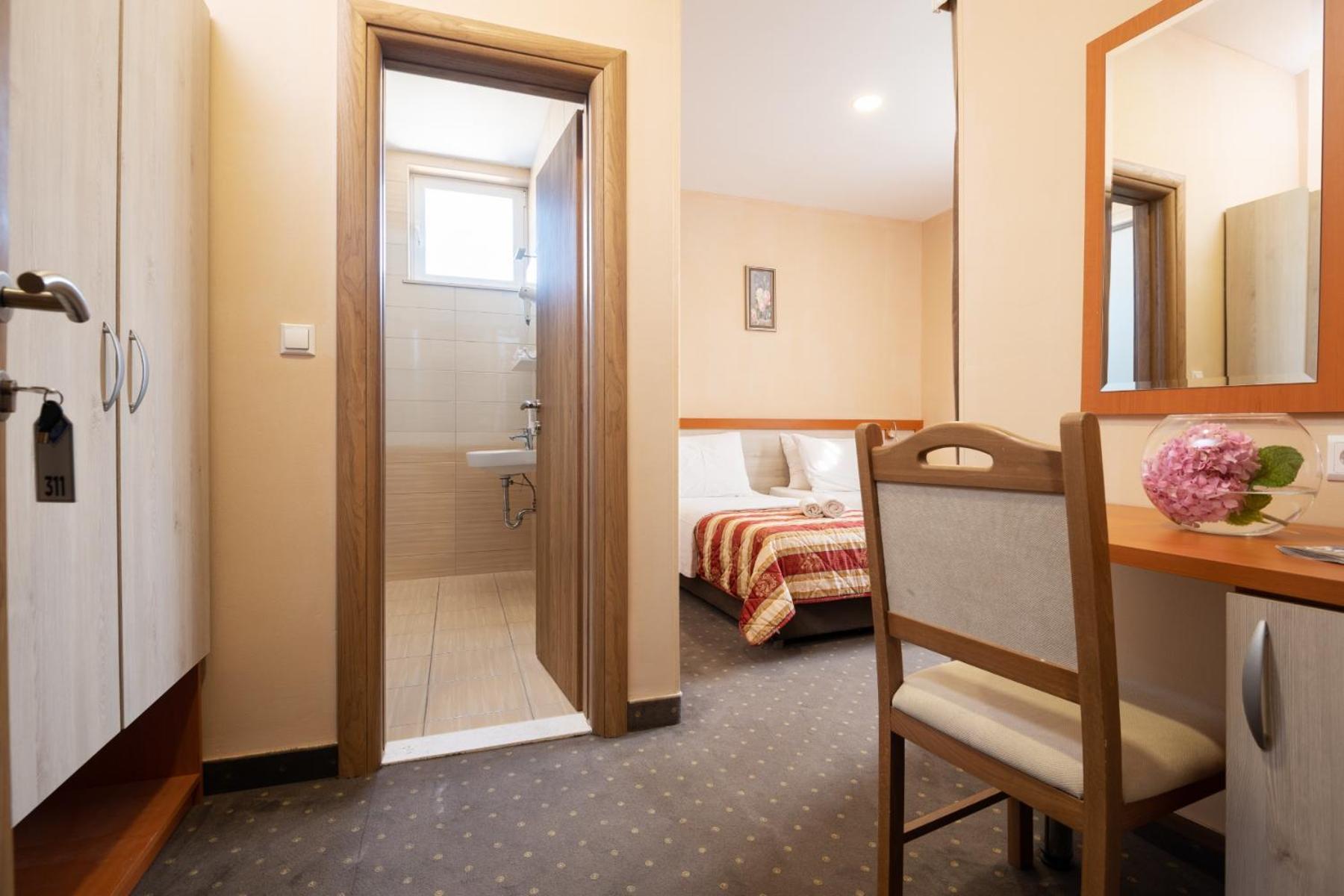 Hotel Luna Neum Δωμάτιο φωτογραφία